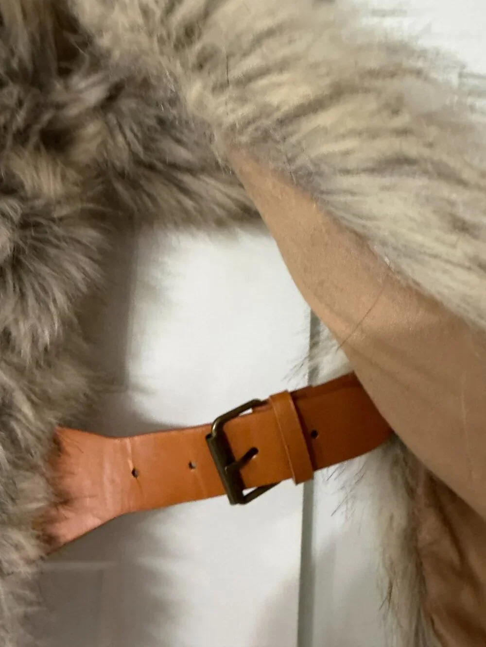 Universal Thread Brand Faux Fur Neck Warmer/Scarf